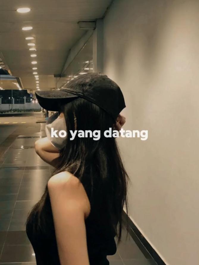 Ko Siapa Punya#CapCut #lagutimur #lirikaesthetic #liriklagu #lyrics #viral #trend #kosiapapunya 