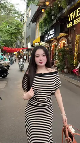 Ai cũng yêu một bông hồng , nhưng để yêu một chiếc lá thì hẳn rất nhiều tình cảm! #xuhuong #viral 