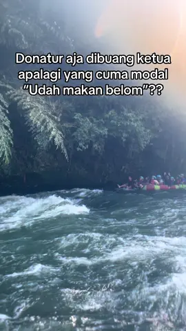 Permisi dulu kaka #villakantawanlestari #loksado #kantawan #fyp #rivertubing 