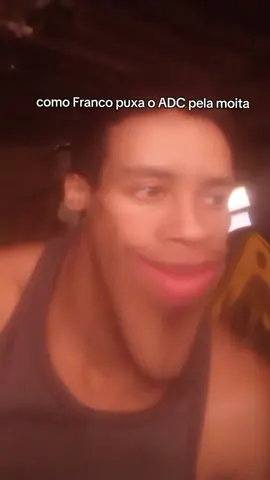 como tanque não chega a tempo para ajudar o ADC #mobile #memes #MobileLegendsBangBang 