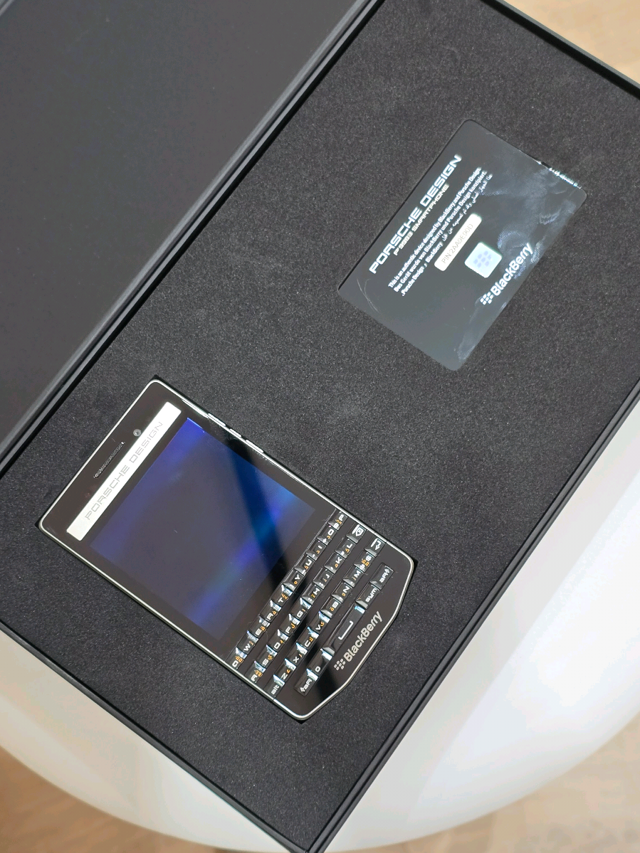 Blackberry P9983 Porsche Design🔥