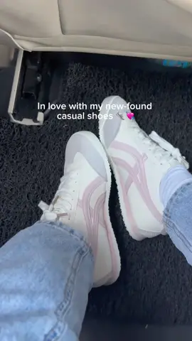 300+ lang yan 🥰 #fy #shoes #casualshoes #sneakers #foryou #shoesrecommendation #shoesforwomen 