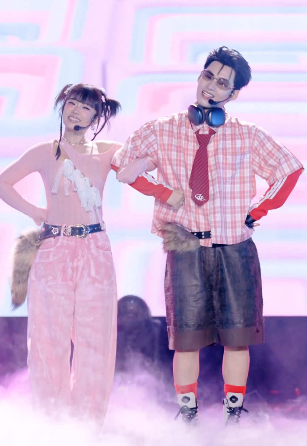 [FOCUS CAM] Gemini Hùng Huỳnh ft Lương Bích Hữu - Mashup 'Cô Gái Trung Hoa & Cún Yêu' 🐶💖 #GeminiHungHuynh #LuongBichHuu #GeminightFanMeeting2025 #GUTLabel