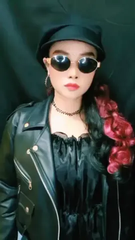 Assalamualaikum..MET rehat ya bestie2 ku🙏🤗🥰😘❤️ izin meramaikan soundnya ya KK syng @al.alif48 🥰🥰   seperti biasa buang draf😴 walaupun komen ku ku tutup..aku sll melihat ko..siapa aza yg LKS nya masih komplit..makanya ku blz komplit lagi..klu sekarang  aku LKS nya gak komplit karna d mulai sendiri gak LKS komplit..jadi biar setimpal kan..bukan pendendam tp pembalasan 🫣🫣🙄🙄🤣🤣🤣🤣💃💃 yu ah cayankk susul  aku ya R❣️R🤗🥰😍😘❤️ sll untukmu C🤗🤗🥰🥰❣️ @🌹karina dech🌹 @RAHIM ❤️RINA Istriku 🤗🤗🤗✨✨✨ ❣️❣️ #squad_macan🐯 #Room_Smc🐯 #🫅THREE QUEEN RNR🫅 Bollywood mania#Bollywood song#lipsing india#duet india#ramaikan yu#fypシ゚viral #🥰🥰🥰🥰 