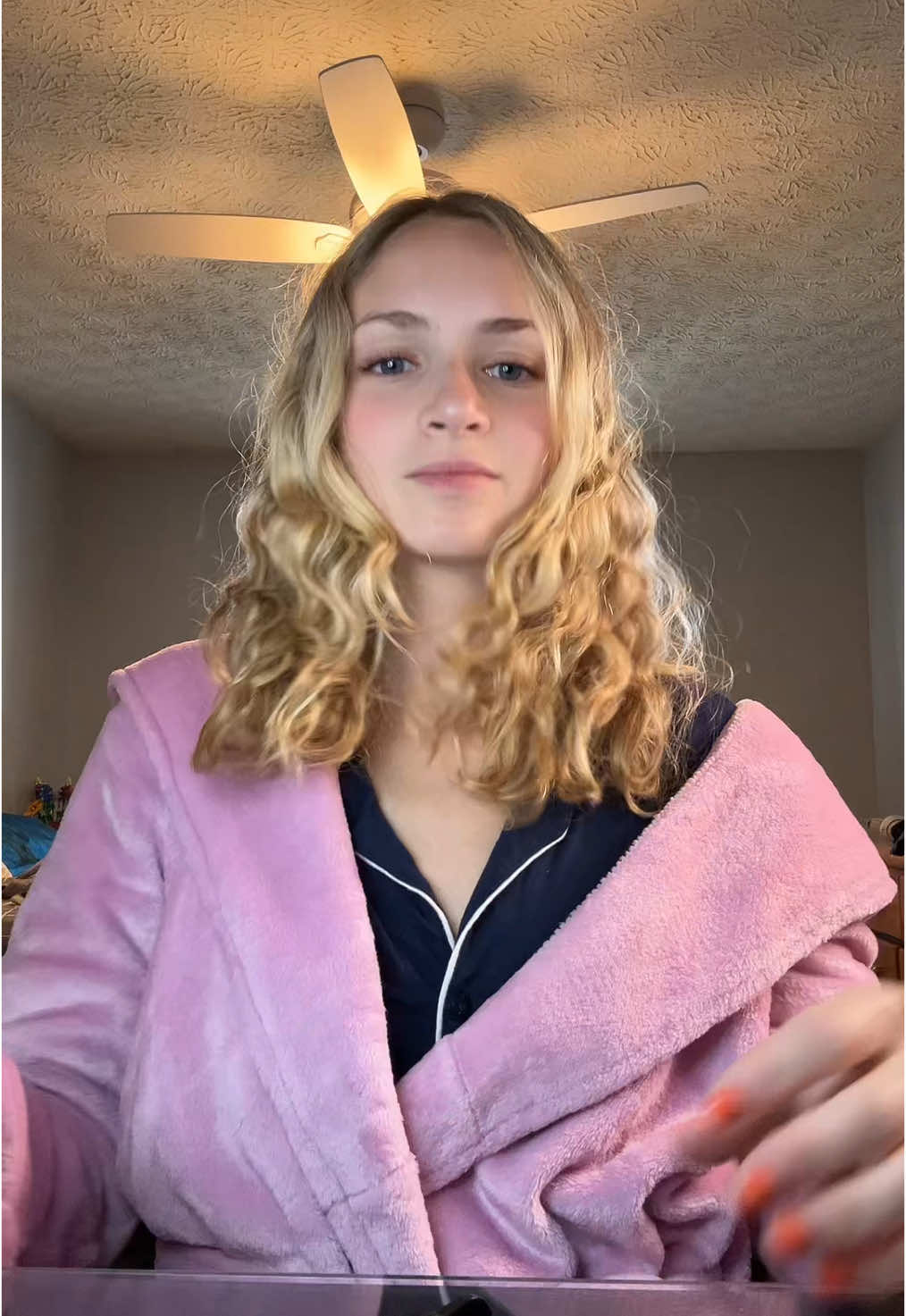 Happy Monday 💞🦋 #grwm #morning  #makeup #grwmmakeup  #monday #trend #routine  #girlssupportgirls #fun 