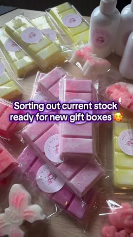 Sorting out current stocks of wax bars, wax melts & room sprays… ready for new gift boxes 🥰 #tiktokshop #etsy #shopify #SmallBusiness #handmade #handmadegifts #boost #GlowUp #blowup #helpmysmallbusiness #supportsmallbusiness #support #team 