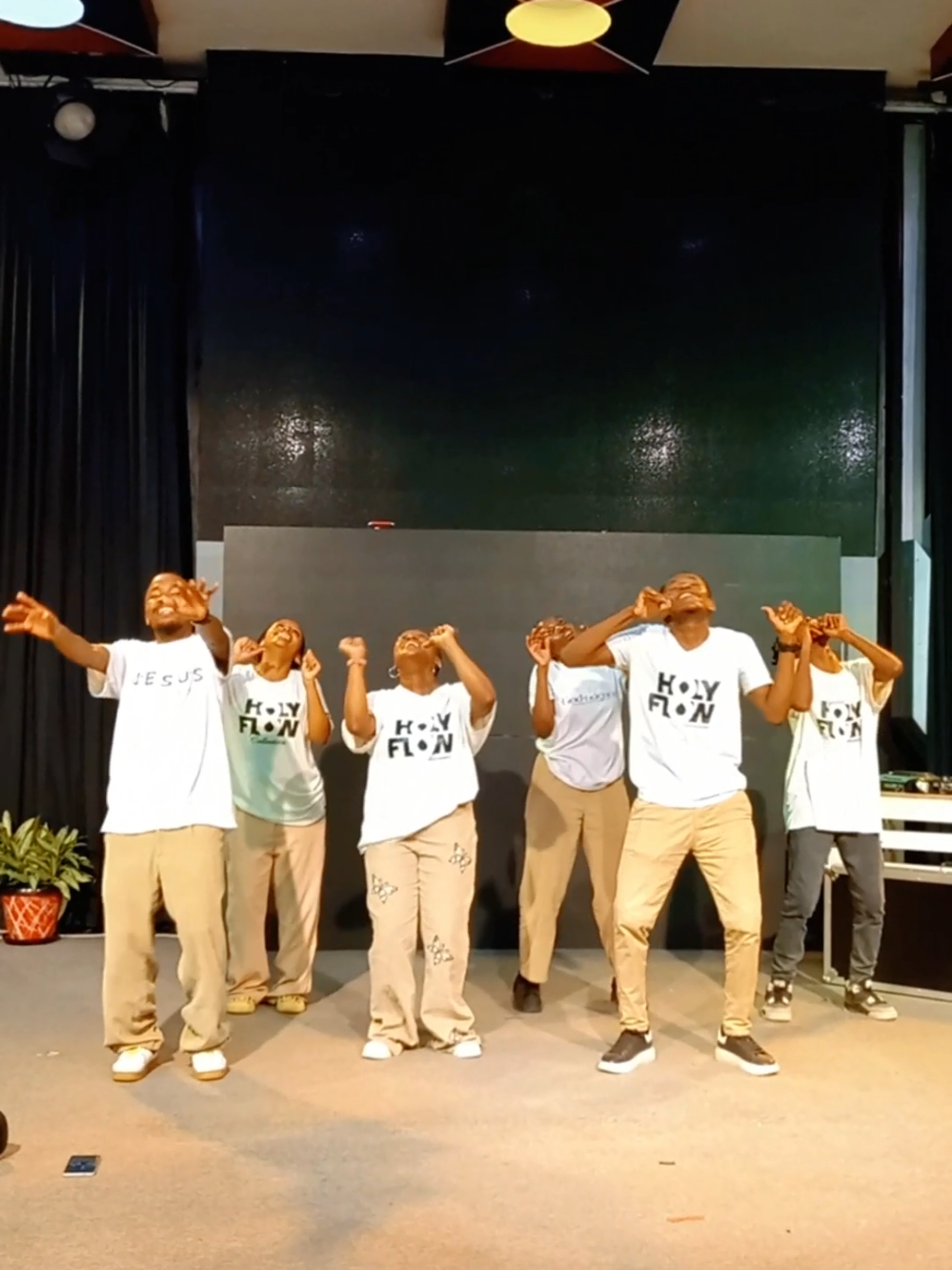 No turning back Dance challenge  . . . #christianitytiktok #gospelmusic #nigeriantiktok🇳🇬 #kenyantiktok🇰🇪 