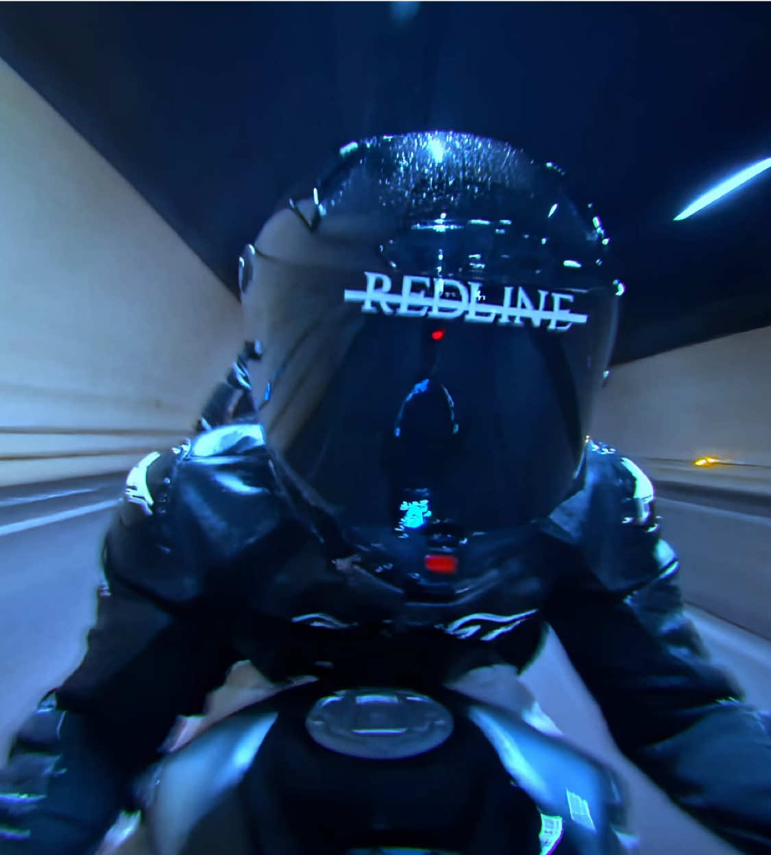 Qui veux acheter ma moto ?  @Jace June  Faite attention sur la route, le montage accentue la vitesse, ne prenez pas exemple 🫶🏻✌🏻 Ride safe  #moto #bikelife #bike #biker #lyon #bikeroftiktok #motorcycle #speed #fyp #nightride 