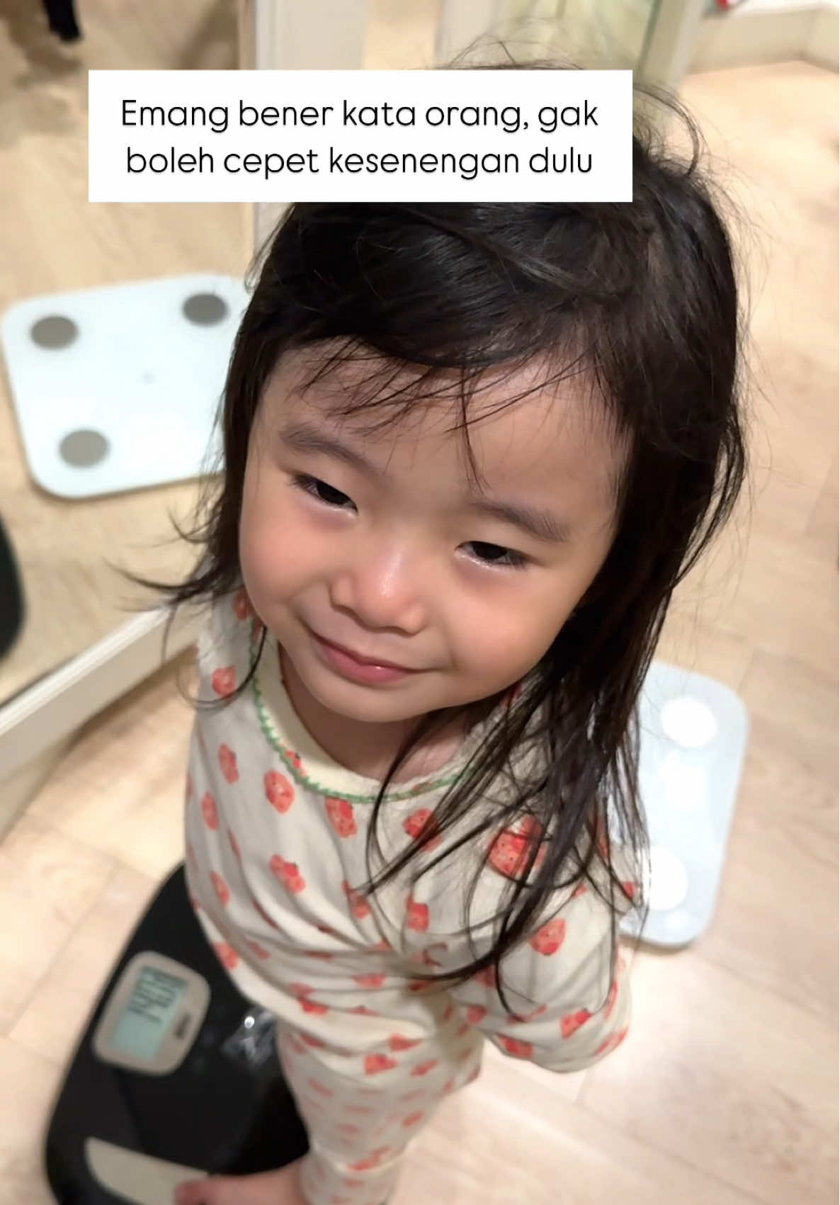 Emang bener kt orang gak boleh cepet kesenengan dulu 👊🏻😭 dan kabarnya sampe skrg blm balik naik juga 😔 #kids #toddlersoftiktok #arissaraina
