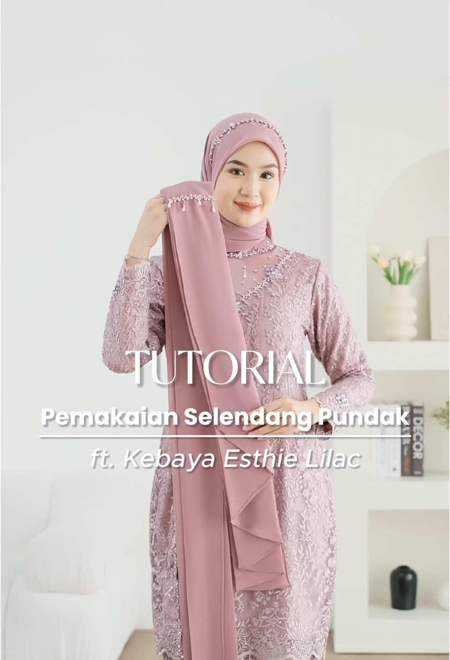 Ternyata gampang banget cara styling selendang pundak kebaya Esthie, yuk ikuti step by step nya🤗 jangan di skip ya😉 #tutorial #kebaya #kebayawisuda #kebayalamaran #kebayamodern #OOTD #ootdhijab #outfit #outfitideas #izarabatik 