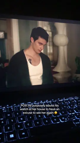 The facts that she’s older than him makes the movie THAT much better >>> #annehathaway #theideaofyou #moviescene #romance #bookish #wattpad #foryoupage #inlove #movie #romantic #boyfriend #aman #badboy 