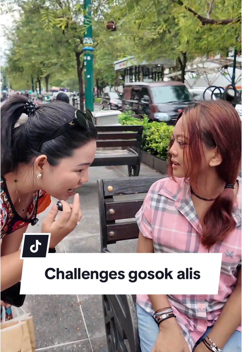 Beneran gak luntur kann?🤩 Siapa lagi nih yang mau gosok alis akuuu?😍✨ #browie #hennaalis #alis #fyp #gosok #challenge #challenges 