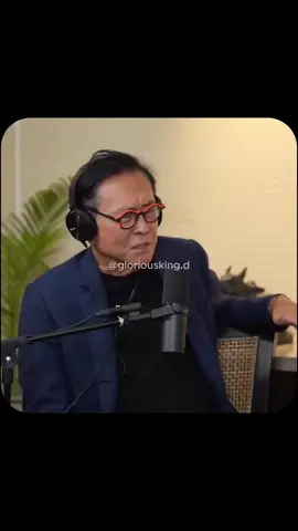 What do you think about school? #success #money #entrepreneur #business #robertkiyosaki 