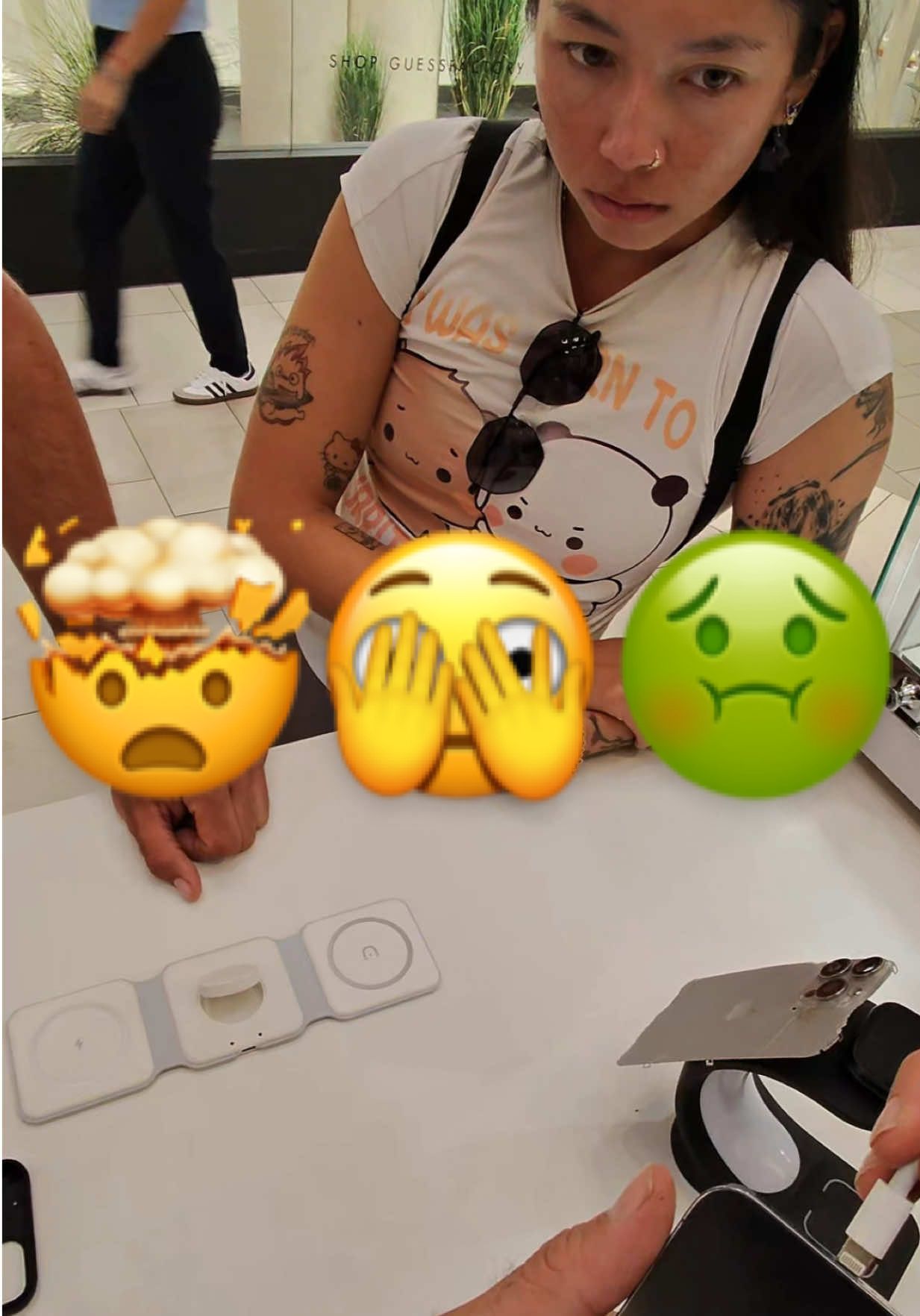 “I Cleaned Their Charging Port… and Charged THEM 💀💸 #PortClean” #mastergotech #chargingport #chargingportcleaning #Relatable #fyp #phonerepair 