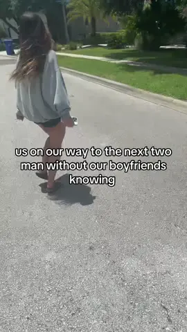 #twoman #canttouchthis 
