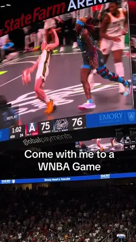 But did yall see who hit her fr? Maybe I missed it👀😂 #atlantadream #indianafever #brittneygriner #caitlinclark #WNBA #atlanta @Atlanta Dream 