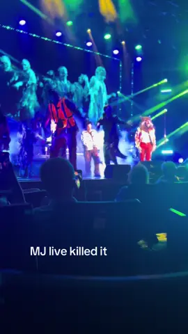 Wasn’t sure what I was going to think about this show.  But he did fantastic honoring MJ. #michaeljackson #harrahslasvegas @Harrah’s Vegas @MJ Live 