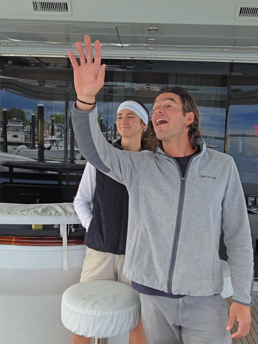 Temperatures are heating up for the summer season, but the docks are still icy 🥶 #yachtie #yachtcrew #funny #thatyachtiemery #yacht #stewardess #deckhand #fyfyfy #fyyy #fyppp 