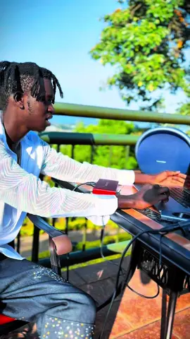 Full song drops on Friday, on all platforms 🔥🔥🔥🔥 #miltonkizzy #finegirls #southsudantiktokers🇸🇸 #southsudantiktokers🇸🇸 