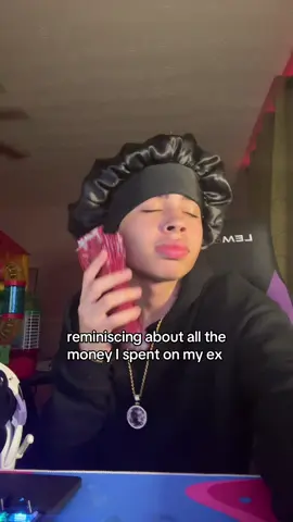 used me for all my money😂 #fyp #viral #relatable #ex 