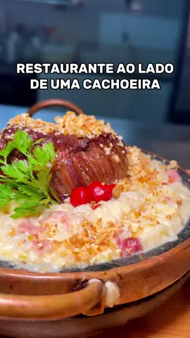 🏡✨ Restaurante da Vila do Biribiri – Sabor e história em um só lugar! Se você quer viver uma experiência única em Diamantina, precisa conhecer o Restaurante Vila do Biribiri! ✅ Comida mineira, com aquele tempero tradicional ✅ Ambiente acolhedor, cheio de charme e rodeado pela natureza ✅ Localizado dentro da Vila do Biribiri, um dos lugares mais históricos e encantadores da região 🥘 Pratos fresquinhos, atendimento único e uma vista que transforma qualquer refeição em um momento especial. 📍 Vila do Biribiri – Diamantina/MG Já marca quem vai com você saborear essa experiência! 🍽️🌿 #lukas_coelho #diamantina #fy #comida #restaurante #turismo 