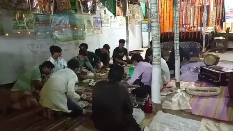 আল্লাহর অশেষ রহমতে হযরত কেবলা কাবার চন্দ্র বার্ষিকী জিকির সহকারে ছেমা মাহফিল সম্পুর্ণ হয়েছে আলহামদুলিল্লাহ 🤲🤲