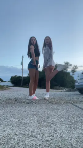 missing my cork girlie! roll on 30 days!! CCCB25🔜 #gaeltacht #tmb #drafts