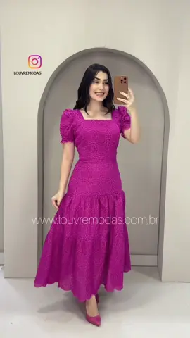 Vestido fúcsia e  verde em Laise de Algodão bordado 💕💚✨ Para compras e valores, acesse nosso site – o endereço está na descrição do perfil! #VestidoMidi #Vestidolaise #LookElegante #ModaFeminina #EstiloRomântico #LookDoDia #modamodesta #VestidoPerfeito #ModaEvangelica  #VestidoEvangelico #ModaModesta #VestidoVerde #VestidoFesta #vestidobordado #vestidofucsia 