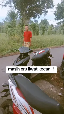 ye ending jeje sengun jok peken lalo boyak keping ongkatne..  #trending #fyp #lomboktiktok #odgj #gila #lombok 