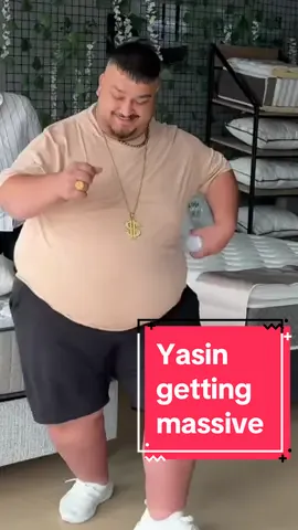 #yasincengiz #gainer #weightgain #gaybear #gaychub #belly #fat #bigboy  
