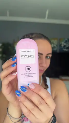 Will be using this spf moisturizer until further notice! @Glow Recipe 💗 #glowrecipewatermelonglow #glowrecipe #glowingskin #spfeveryday #spf30 #spfreview #spfskincare #skincarespf #skincareroutine #skincarerecommendation #dewshield #spfmoisturizer 