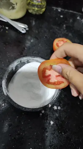 pouco sal, graças a Deus 😅 #sal #poucosalgracasadeus #tomate #funny #memestiktok #engracado #tranding 
