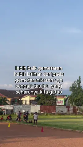 dh cape latihan knpa hati juga yg km bikin sakit ajing”😮‍💨#fyp #lari #pelarikonten #atletik #pelarikontenbinsik🏃‍♂️ 