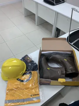 Item sudah tersedia🤩 #utschools #unitedtractors #mekanik 