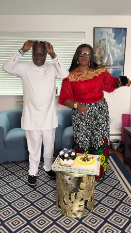 Mom and Dad Vibing 🥰🫶🏽💕 #africantiktok #africanparents #luchisamson #fyppppppppppppppppppppppp #fypシ #fyp #viral_video #viral #birthday #birthdaygirl #dance 