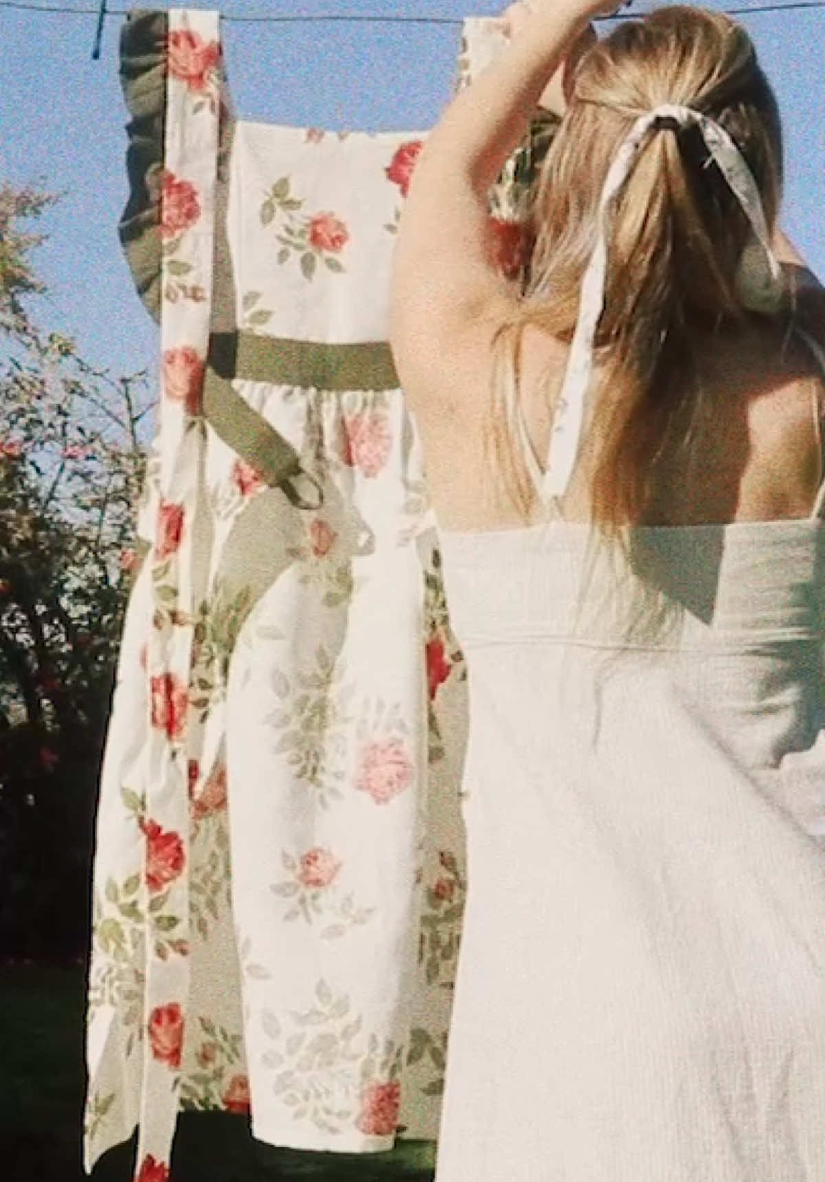 Our Lilibet Apron in Rose is coming soon to our website! So exciting! Perfect for the kitchen, the garden or just pottering around 💕 . . . . . #handmadehomestead #handmade #handmadeapron #SmallBusiness #smallbusinesstiktok #handmadewithlove #sewingtiktok #naturalfibres #cottagecore #cottagecoreaesthetic #coquette #coquetteaesthetic #linen #sewing #smallfashionbusiness #homesteadlife #handmadeapron #linenapron 