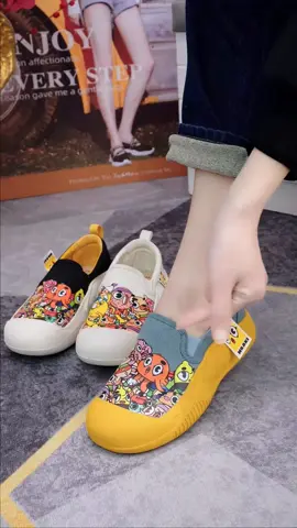 #slipon #loafers #womenshoes #casualshoes 