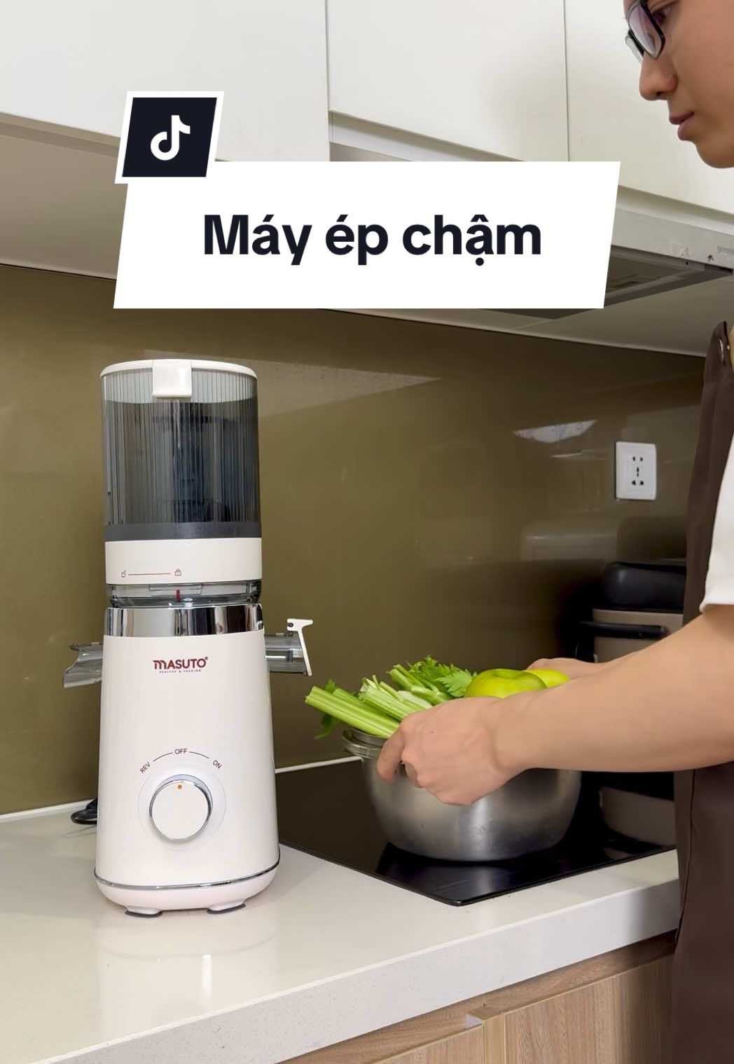 Dùng máy ép chậm này xong mình không còn muốn dùng mấy loại cũ nữa #mayepcham #masuto #healthy 