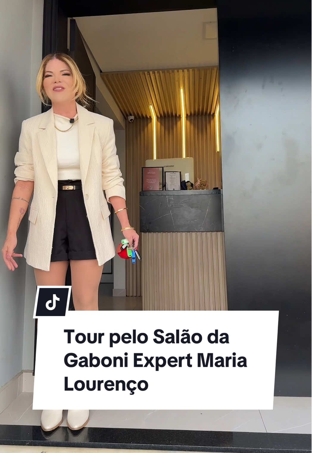 Vocês pediram e a gente trouxe o tour pelo salão da Gaboni Expert @Maria Lourenço . Parte 2 no próximo vídeo #salaodebeleza #cabeleireiro #cabeleireira #hair #beauty #hairstylist #gaboni 