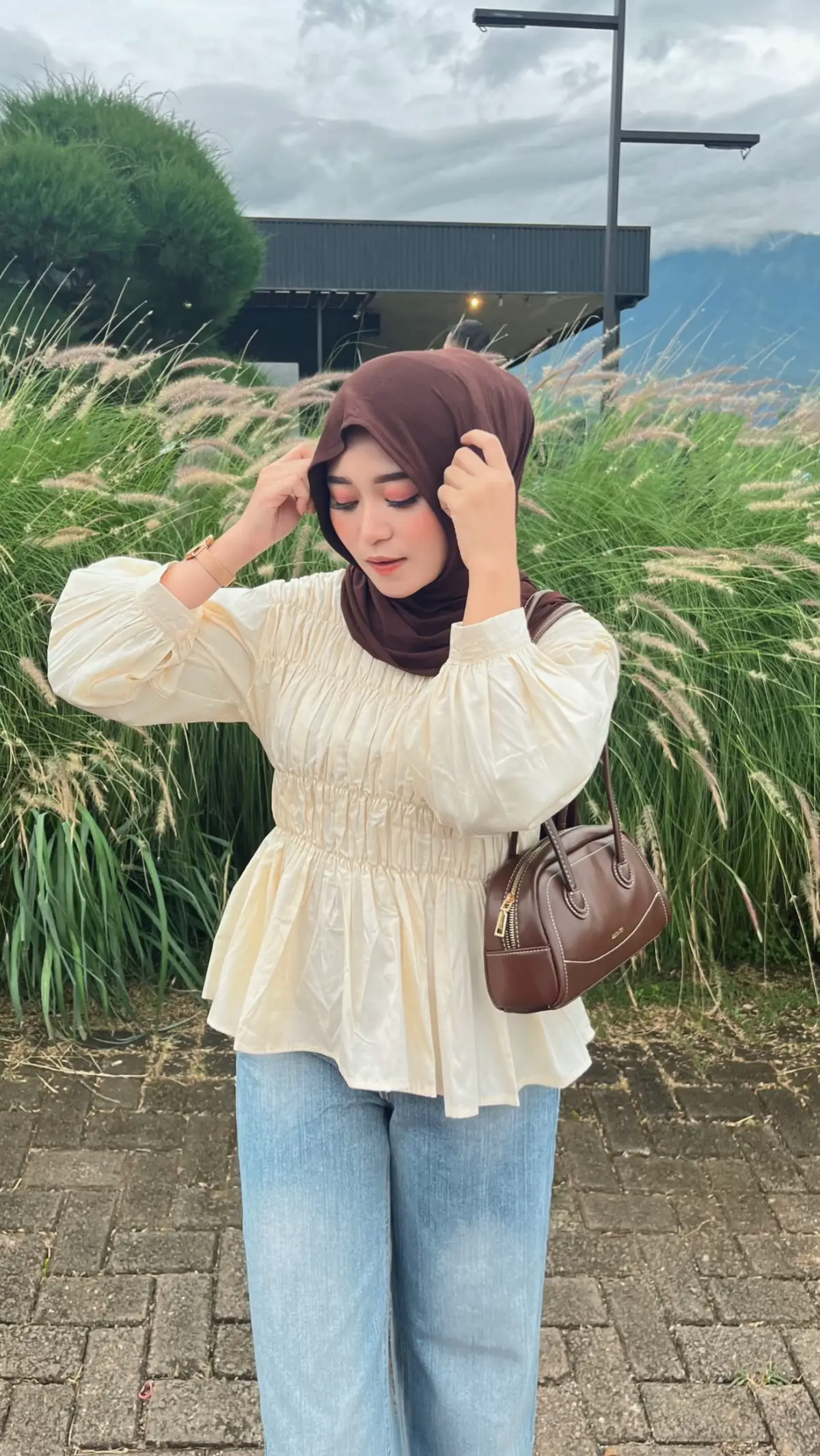 Kombinasi yang jarang padahal cutee bgtt!!😍 #fyp #rekomendasioutfit #ootdhijab 