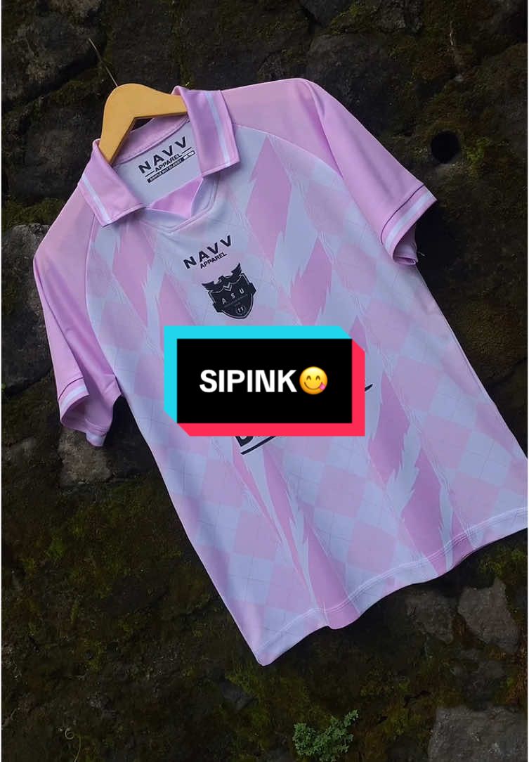 Versi kiper warna pink😋#jerseysolo #rekomendesain #trending #navvapparel #dryfitpremium #jerseymurah 