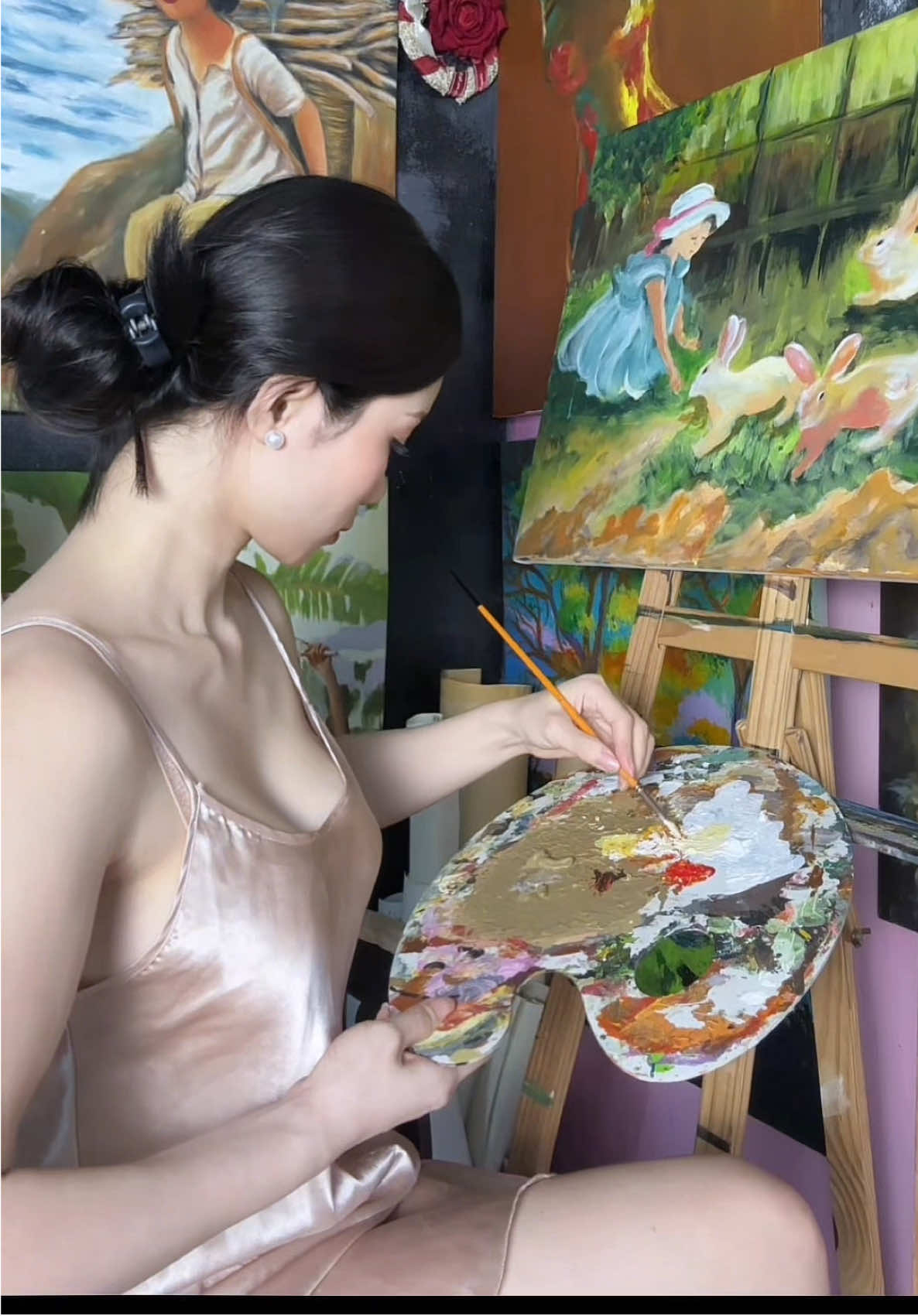 Khi cảm xúc tràn qua ,mọi thứ đều trở nên mềm mại🥰#hongnhungart #ve #artist #nghethuat #galleryart #luxuryart #HighEndLifestyle #htseapro 