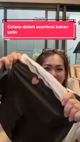 PROMO! 45K isi 6 pcs celana dalam seamless bahan satin, bisa mix warna. Disclaimer harga bisa berubah sewaktu waktu. #underwear #cdwanita #pakaiandalam #paydaysale #promoharini #lcuantanpabatas✅ 