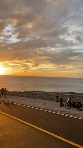 📍Koimota, Alor Timur #fyppppppppppppppppppppppp #fypage #nttpride🏝🔥 #nttpride🏝🔥fypシviral #pesonaindonesia #sunset #sunsetvibes 