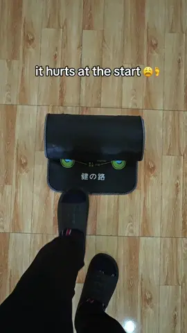 you gotta try this 😌 #footmassage #reflexology #relieving #relaxathome #relaxing #relaxingvibes #healing 