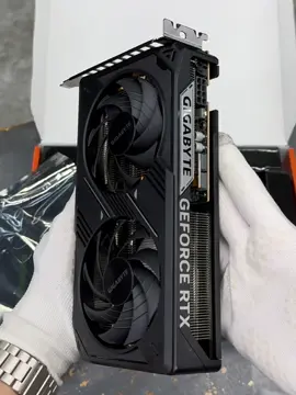 RTX 4060 chỉ còn là cái tên khi RTX 5060 ra mắt với cải tiến mới về công nghệ lẫn hiệu năng và mức giá chênh nhau chưa đầy 1 củ  #RTX #NVidia #unboxing #pcsetup #Gigabyte #pcgaming #tandoanh #changailbee #xuhuong #reviewdocongnghe #pcbuild #tips 