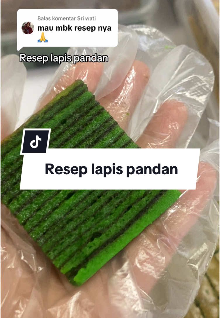 Membalas @Sri wati Resep Lapis Pandan Bahan 1. Mentege 400gr 2. Sp 1 sdt 3. Gule pasir 150gr ( bise tambah jdi 200gr bagi yg suke manis ) 4. Susu bubuk 50gr 5. Tepung 75gr 6. Telur 10 biji ukuran besar 7. Susu kental manis 1 kaleng 8. Pasta pandan secukup ny Cara membuat silahkan kiat di vt 🥰🫶🏼 Selamat mencobe kakak🥰 #tiktoklive #fypシ゚viral #Serabibebol #pontianakviral #reseplapislegit #resepkue #reseplapis #lapispandan  Resep2 lain bisa lihat di akun @Serabibebolpontianak 🥰
