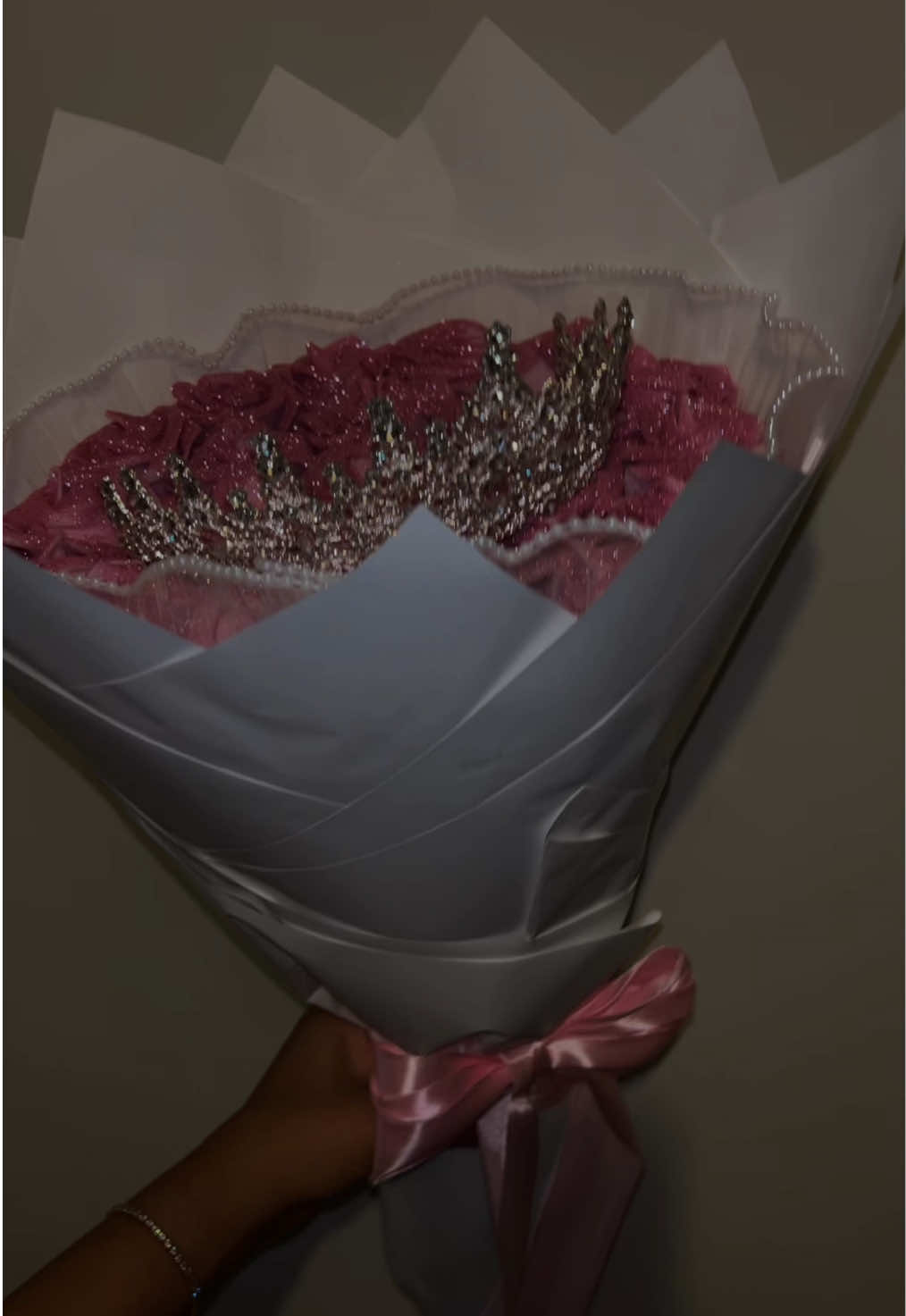 The prettiest bouquet in my opinion #pretty #roses #pink 