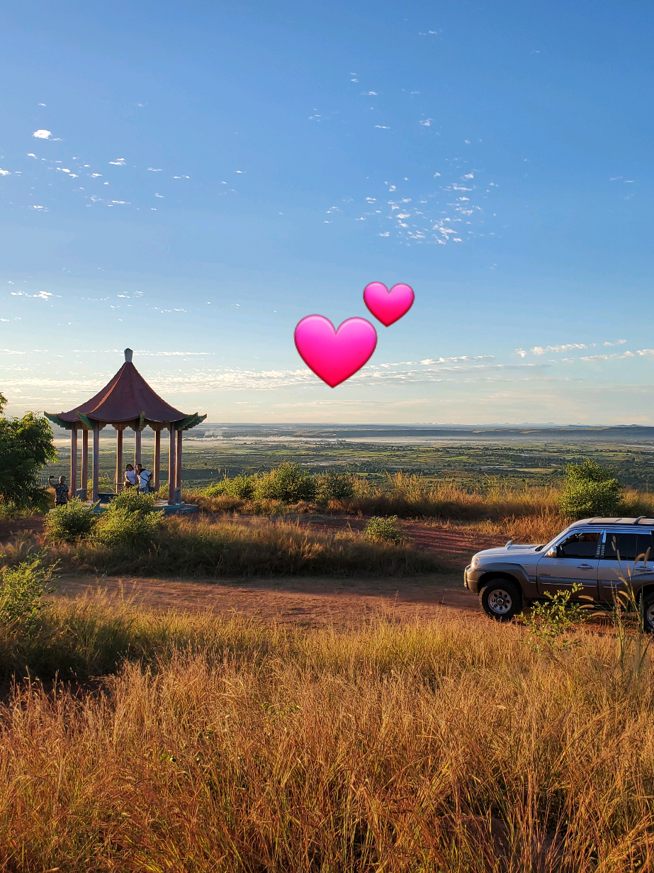 🔥Mananjary, a peaceful gem on Madagascar’s east coast, where vanilla, lagoons, and unique traditions await discovery!🧳🇲🇬 🌐 fhltravel.com #photography #culture #holiday #vacances #antananarivo #mananjary #voyage #travel #tourism  @Toavyna 