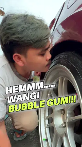 @IG_emak_jiehh ngamuk abis cuci mobil eh gak disemir ban nya. Tenang garasi agan ada solusinya yaitu konsentrat semir dari garasi Agan #konsentratsemir  #semirban  #semirbanmobil 